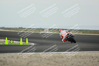 media/Apr-18-2025-TrackDaz (Fri) [[45f5874c44]]/A Group/Session 2 (Turn 10)/